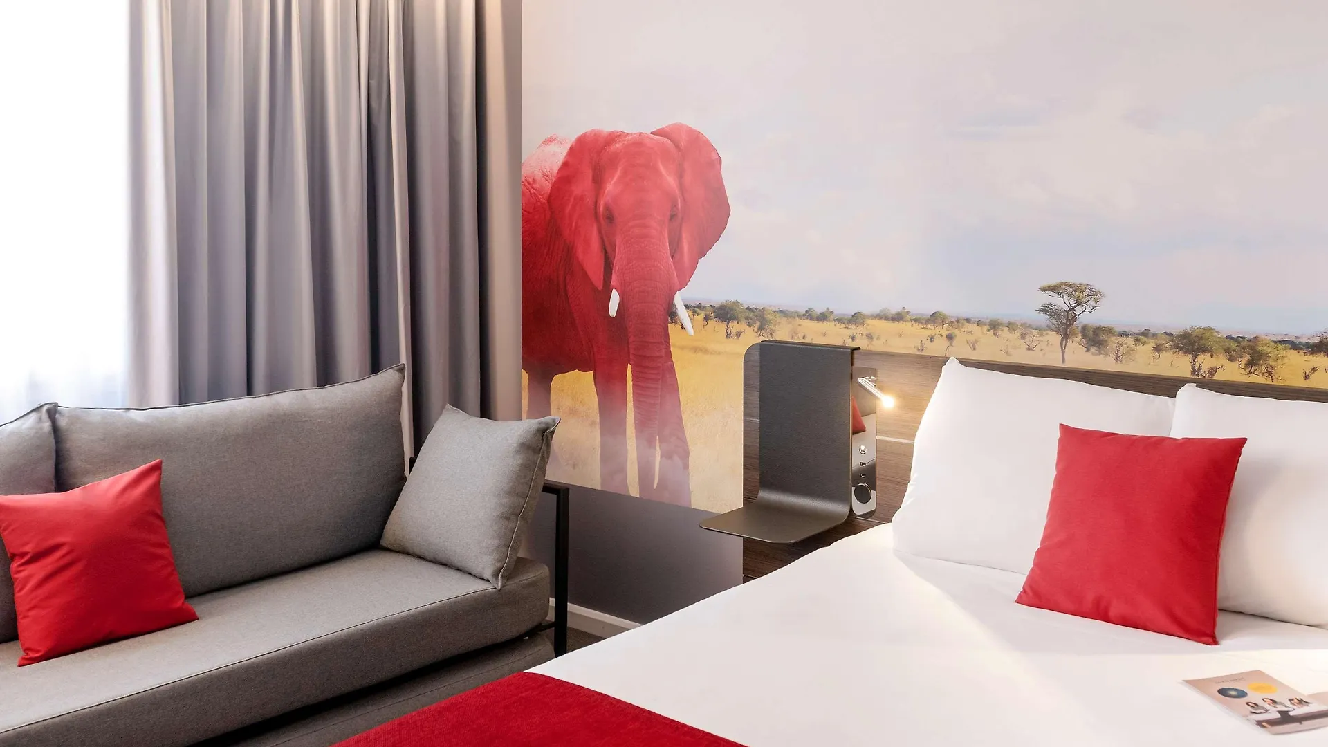 Novotel Lyon Gerland Musee Des Confluences 4*,