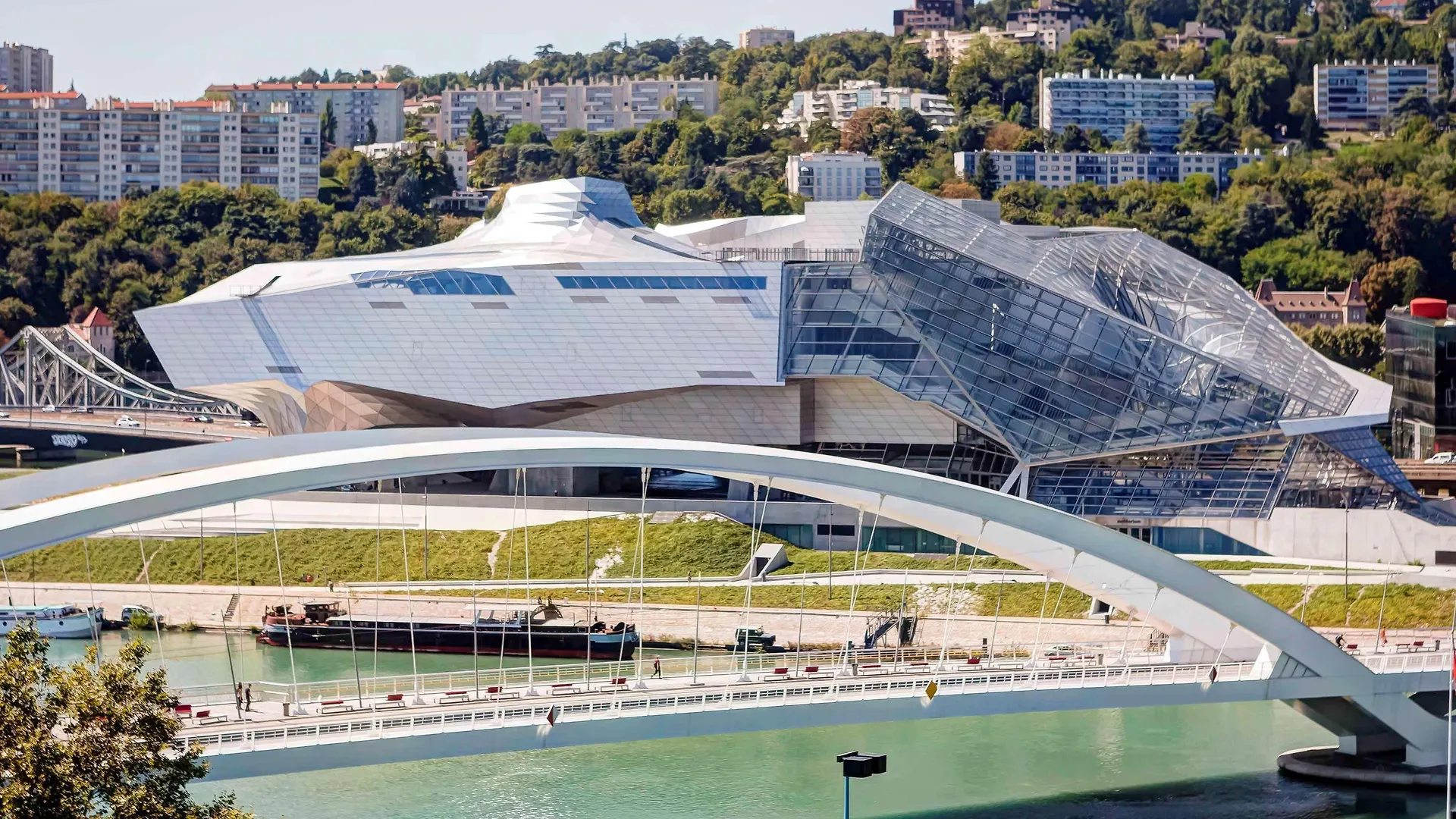 Novotel Lyon Gerland Musee Des Confluences Franciaország
