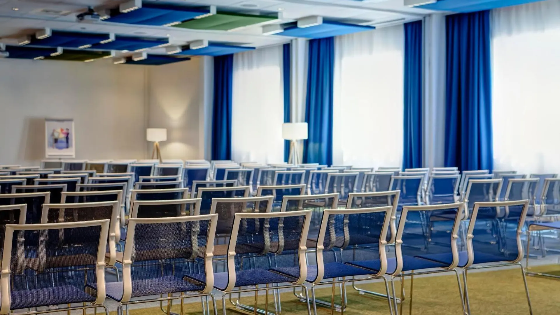 Novotel Lyon Gerland Musee Des Confluences 4*,