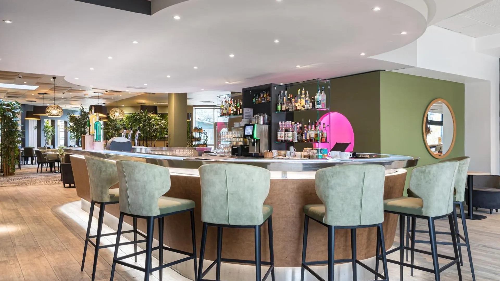 Novotel Lyon Gerland Musee Des Confluences 4*,