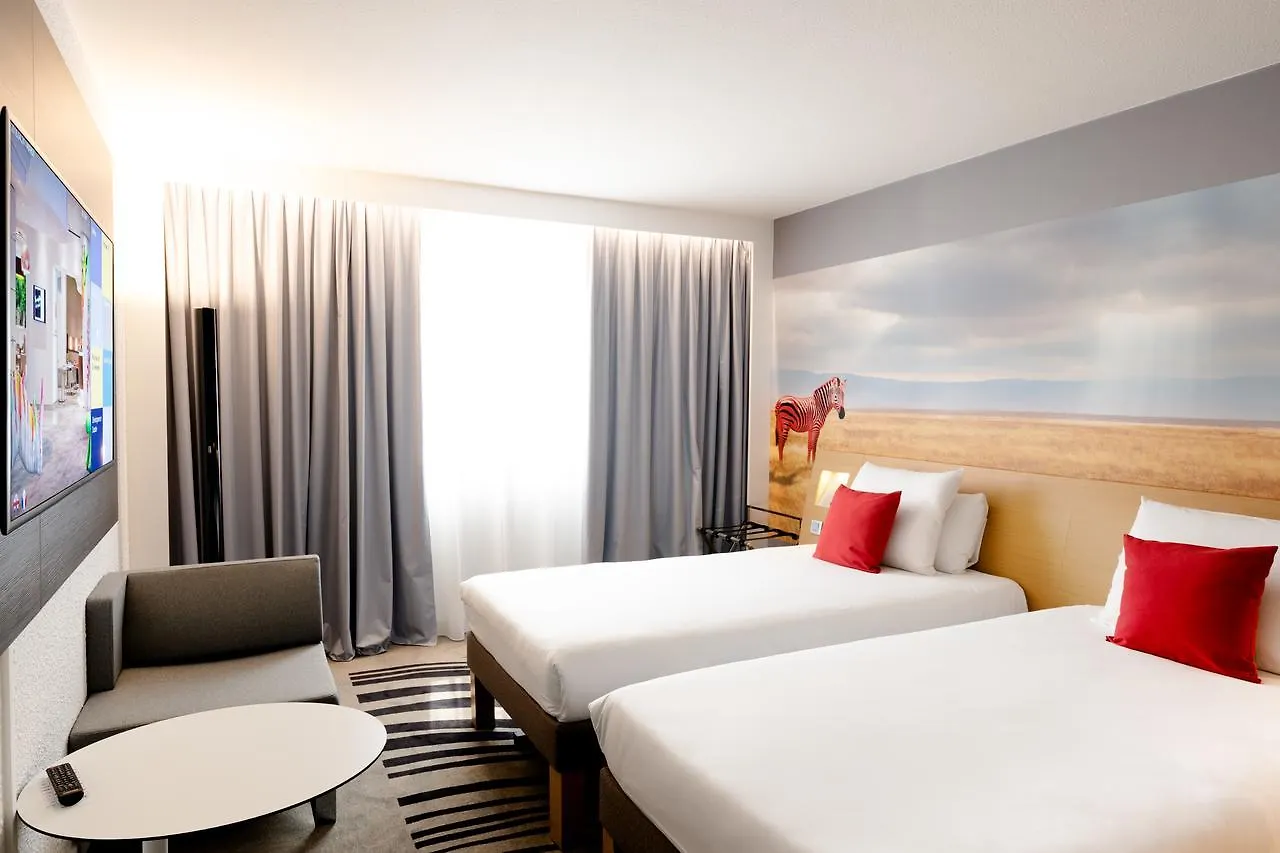 Novotel Lyon Gerland Musee Des Confluences 4*,  France