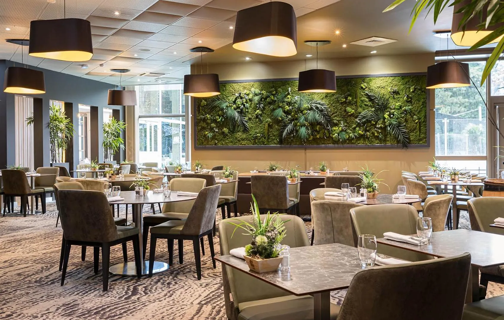 Hotel Novotel Lyon Gerland Musee Des Confluences