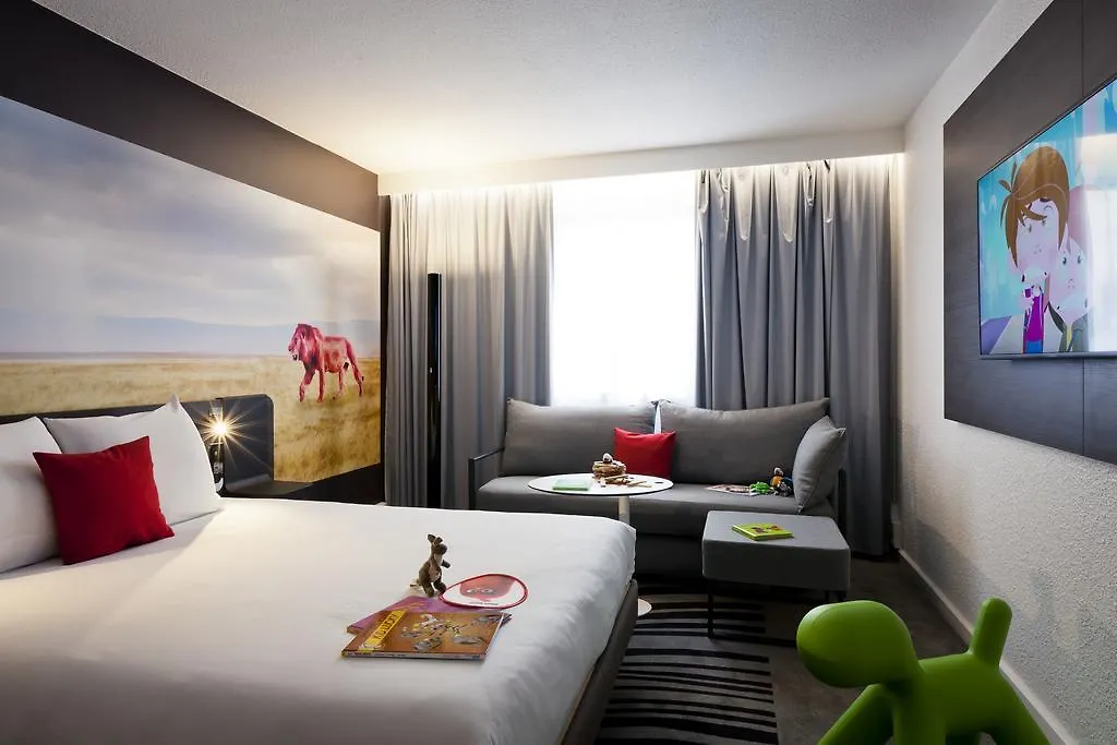 Novotel Lyon Gerland Musee Des Confluences 4*,  France